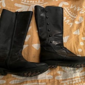 Born boots, color black, size 8.5